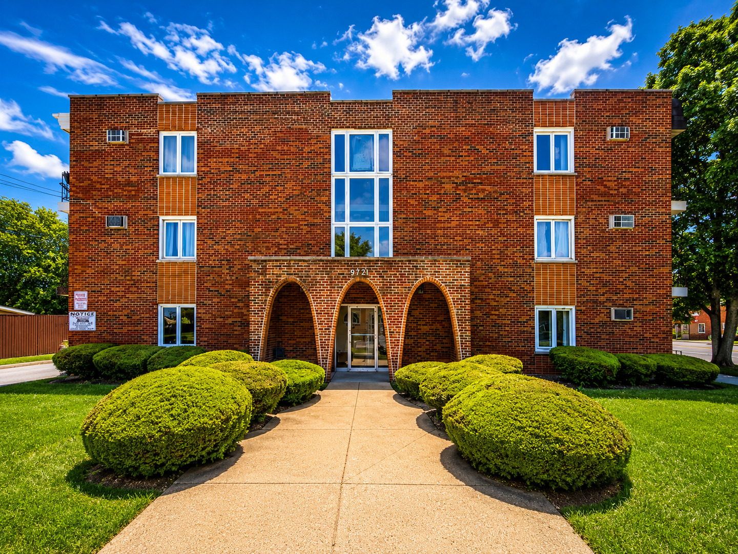 Photo 1 of 3 — 9721 S Cicero Avenue 3E, Oak Lawn, IL 60453