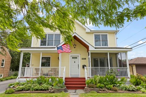 Photo of Downers Grove, IL 60515 (MLS # 12653108)