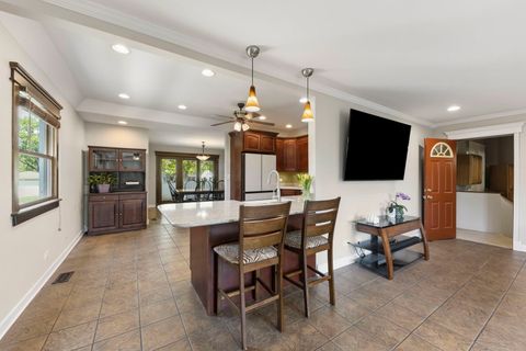 Tiny photo for 339 8th Street, Downers Grove, IL 60515 (MLS # 12653108)