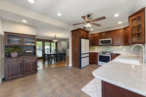 Tiny photo for 339 8th Street, Downers Grove, IL 60515 (MLS # 12653108)