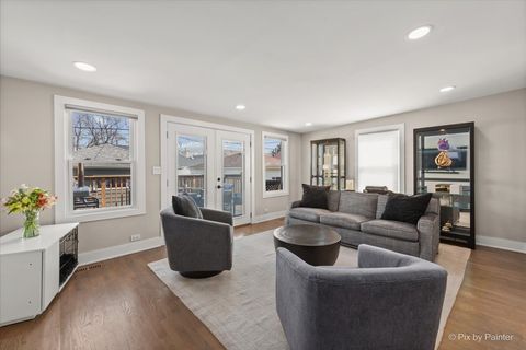 Tiny photo for 3863 N Oriole Avenue, Chicago, IL 60634 (MLS # 12603277)