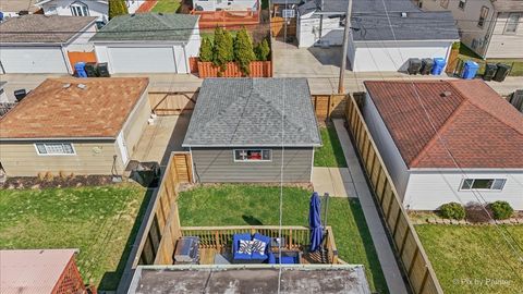 Tiny photo for 3863 N Oriole Avenue, Chicago, IL 60634 (MLS # 12603277)