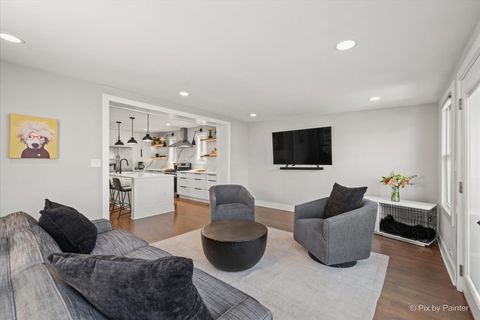 Tiny photo for 3863 N Oriole Avenue, Chicago, IL 60634 (MLS # 12603277)