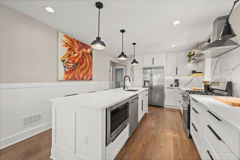 Tiny photo for 3863 N Oriole Avenue, Chicago, IL 60634 (MLS # 12603277)