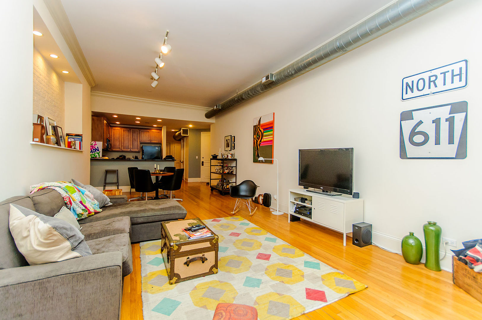 166 W Grand Avenue 3C