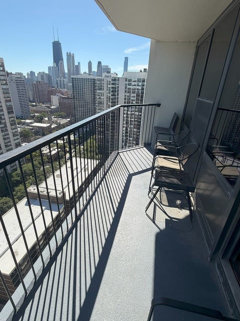 Tiny photo for 1560 N Sandburg Terrace #2808J, Chicago, IL 60614 (MLS # 12770548)