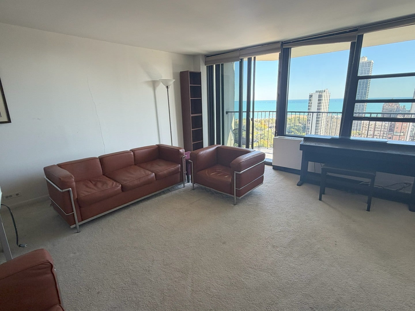 1560 N Sandburg Terrace 2808J