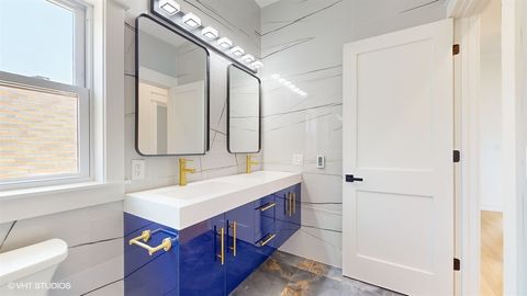 Tiny photo for 4115 N Ridgeway Avenue, Chicago, IL 60618 (MLS # 12471920)