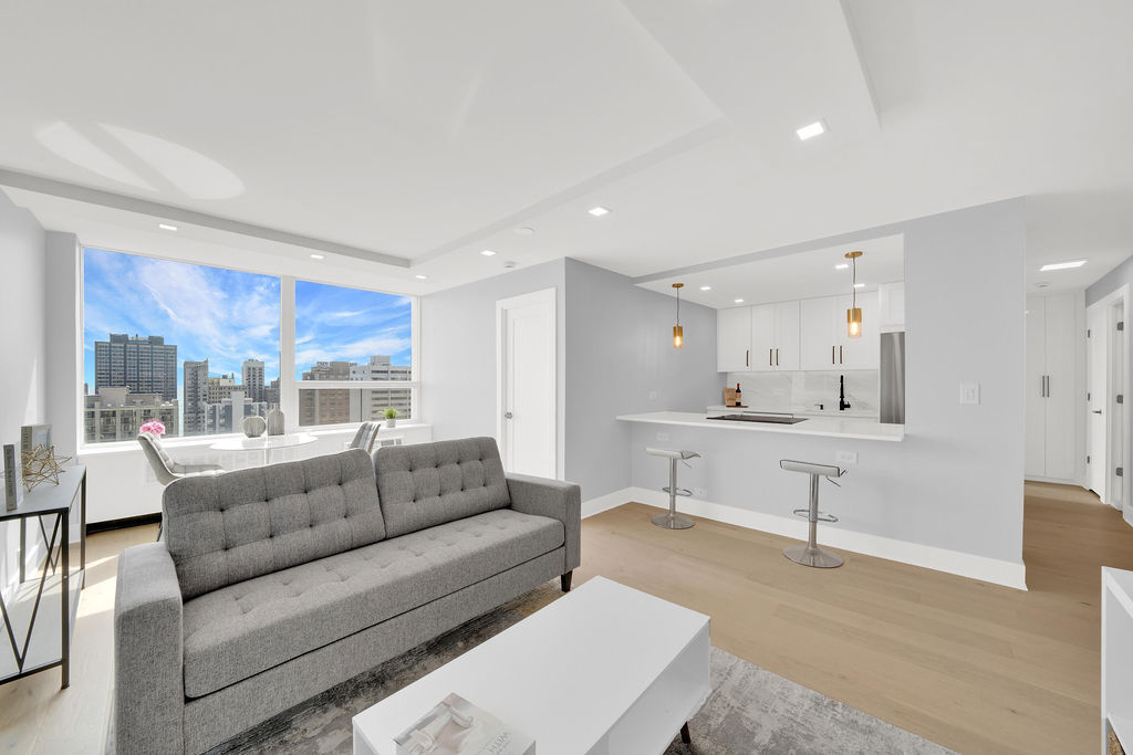 1455 N Sandburg Terrace 2604