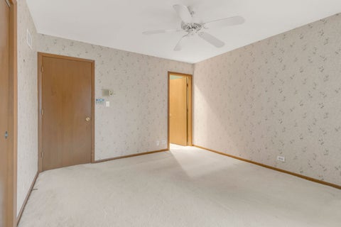 Tiny photo for 1023 S Lancaster Street, Mount Prospect, IL 60056 (MLS # 12761717)