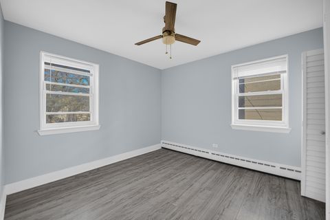 Tiny photo for 2046 E 72nd Place #2w, Chicago, IL 60649 (MLS # 12612346)