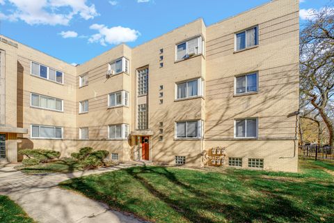 Tiny photo for 2046 E 72nd Place #2w, Chicago, IL 60649 (MLS # 12612346)