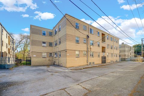 Tiny photo for 2046 E 72nd Place #2w, Chicago, IL 60649 (MLS # 12612346)