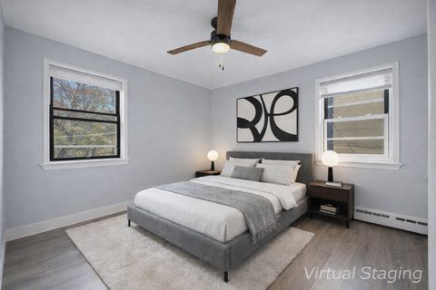 Tiny photo for 2046 E 72nd Place #2w, Chicago, IL 60649 (MLS # 12612346)