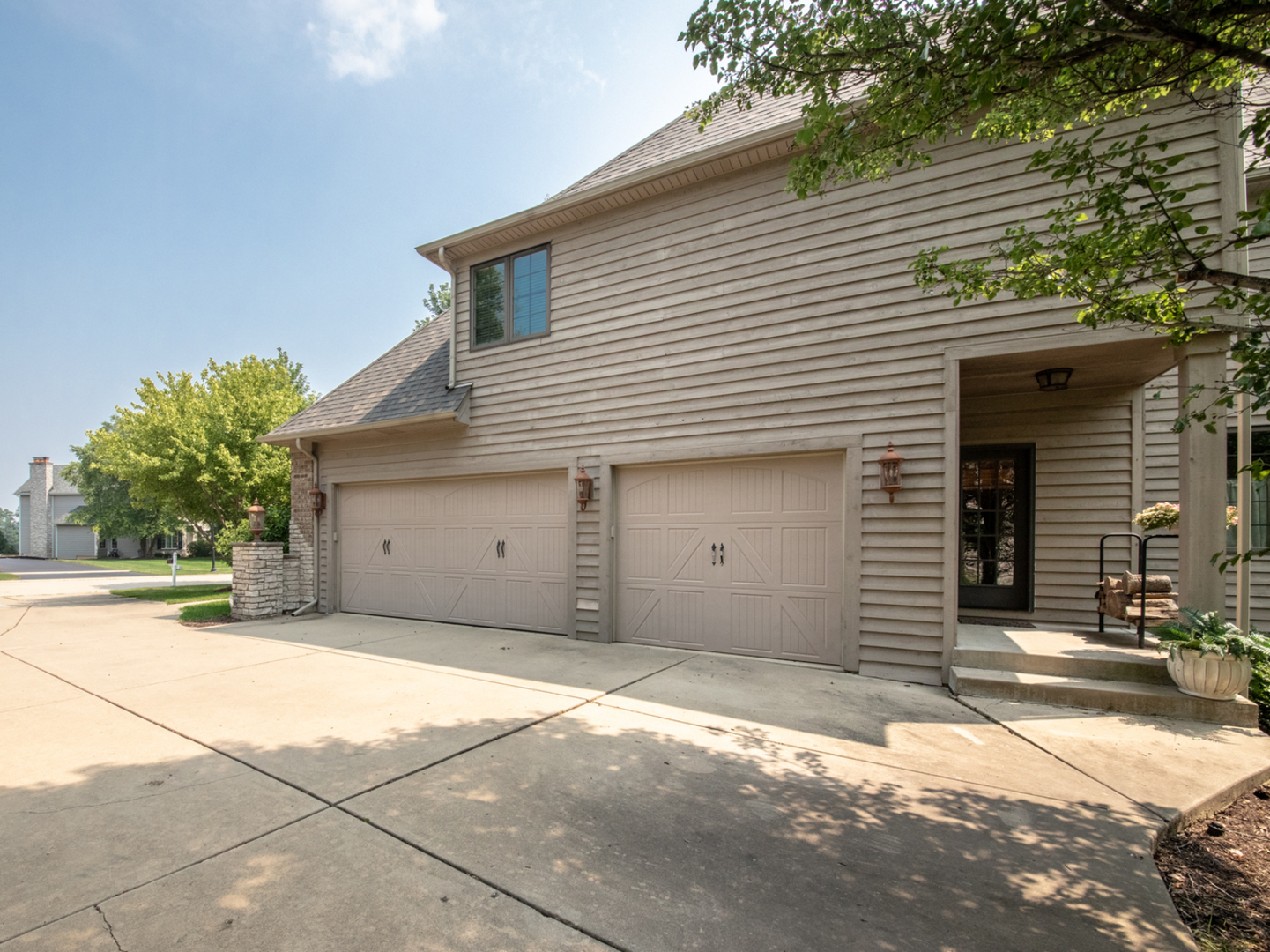 39W663 Henry David Thoreau Place