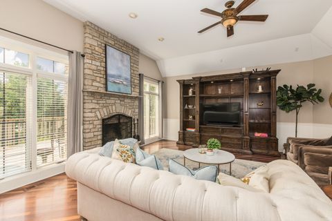 Tiny photo for 39W663 Henry David Thoreau Place, St. Charles, IL 60175 (MLS # 12476360)
