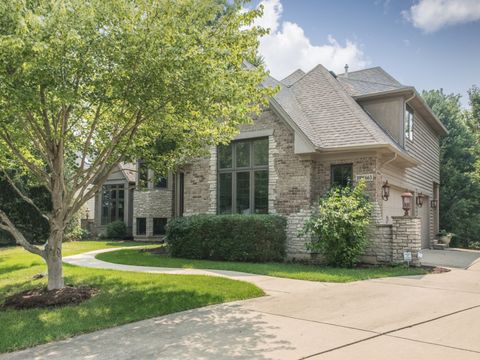 Tiny photo for 39W663 Henry David Thoreau Place, St. Charles, IL 60175 (MLS # 12476360)