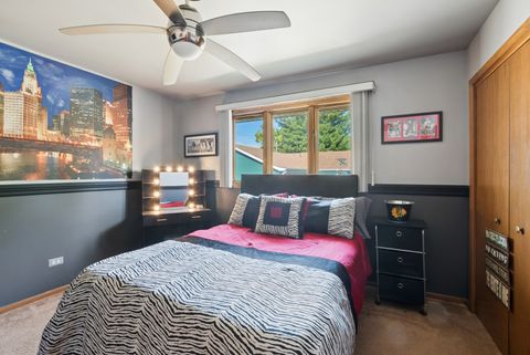 Tiny photo for 11608 S Leamington Avenue, Alsip, IL 60803 (MLS # 12486067)