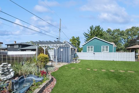 Tiny photo for 11608 S Leamington Avenue, Alsip, IL 60803 (MLS # 12486067)