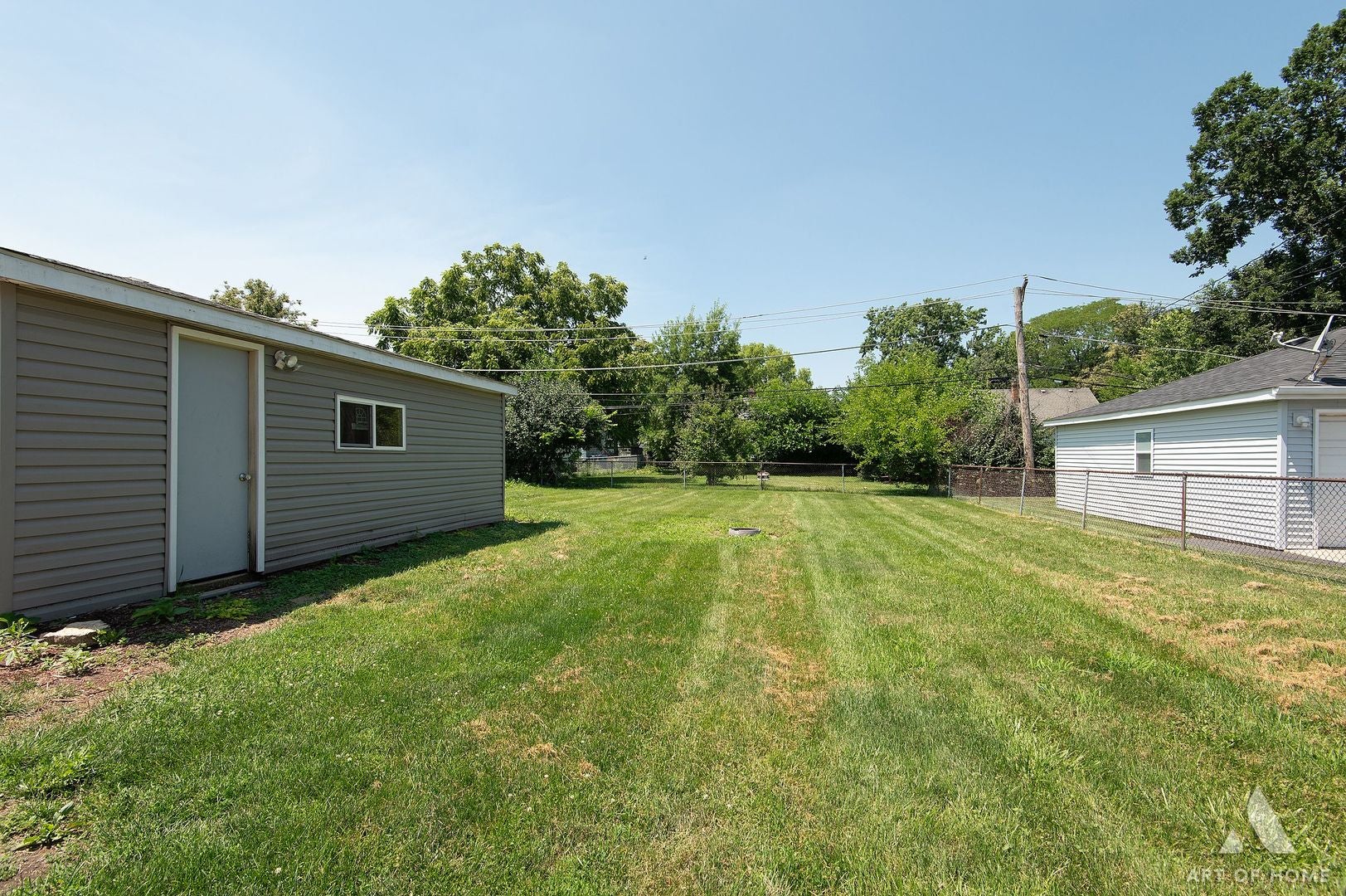 506 N DOUGLAS Avenue
