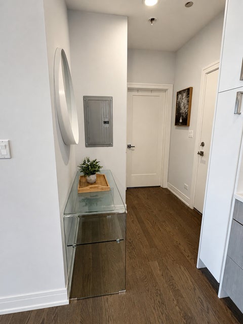 Tiny photo for 5914 N Lincoln Avenue #2E, Chicago, IL 60659 (MLS # 12753825)