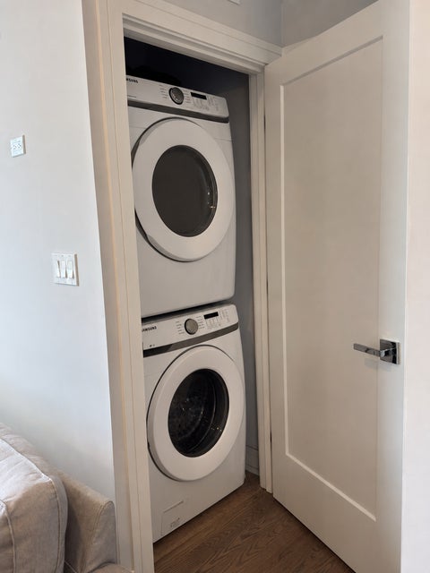 Tiny photo for 5914 N Lincoln Avenue #2E, Chicago, IL 60659 (MLS # 12753825)
