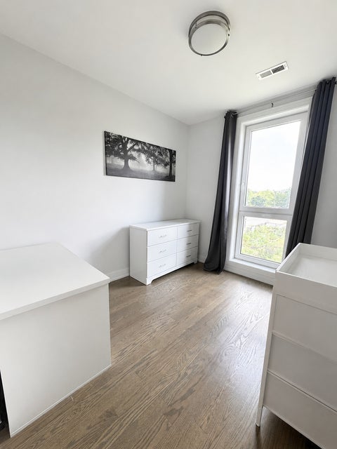 Tiny photo for 5914 N Lincoln Avenue #2E, Chicago, IL 60659 (MLS # 12753825)