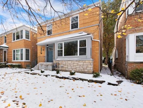 Photo of 6322 N Monticello Avenue, Chicago, IL 60659 (MLS # 12538178)