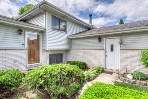 Tiny photo for 768 George Street, Bensenville, IL 60106 (MLS # 12651512)