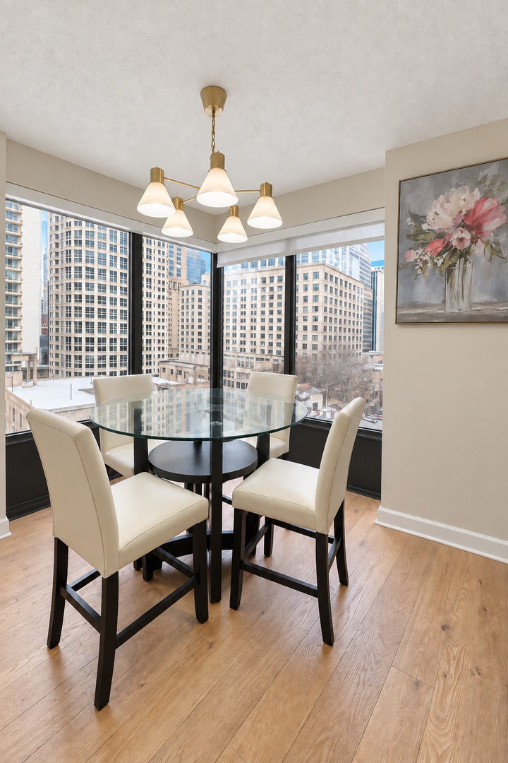30 E Huron Street 1109