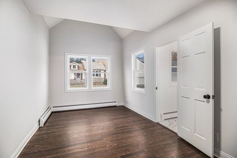 Tiny photo for 1104 Hillcrest Avenue, Fox River Grove, IL 60021 (MLS # 12546517)