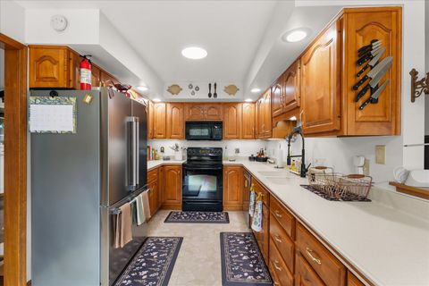 Tiny photo for 409 Park Lane Drive, Champaign, IL 61820 (MLS # 12559319)