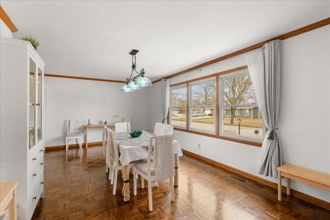 Tiny photo for 409 Park Lane Drive, Champaign, IL 61820 (MLS # 12559319)