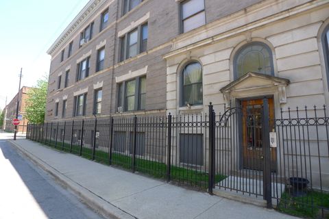 925 E 61ST Street 3 Chicago IL 60637