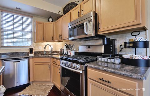 Tiny photo for 440 N Keswick Court, Round Lake, IL 60073 (MLS # 12588804)