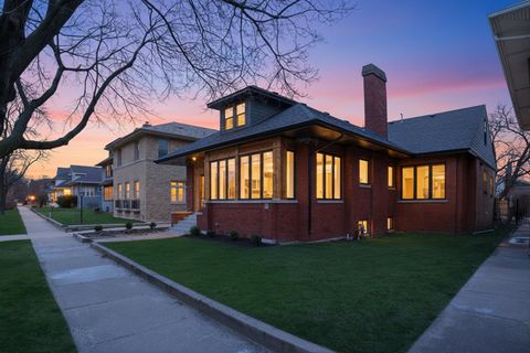 7347 S Merrill Avenue Chicago IL 60649