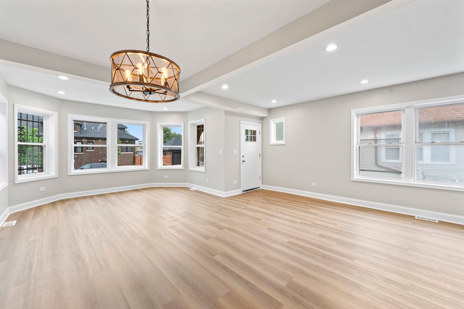 1653 W 92nd Street