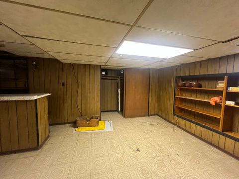 Tiny photo for 8901 S East End Avenue, Chicago, IL 60617 (MLS # 12617743)