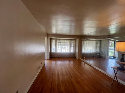 Tiny photo for 8901 S East End Avenue, Chicago, IL 60617 (MLS # 12617743)