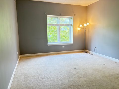 Tiny photo for 875 E 22nd Street #204, Lombard, IL 60148 (MLS # 12487454)