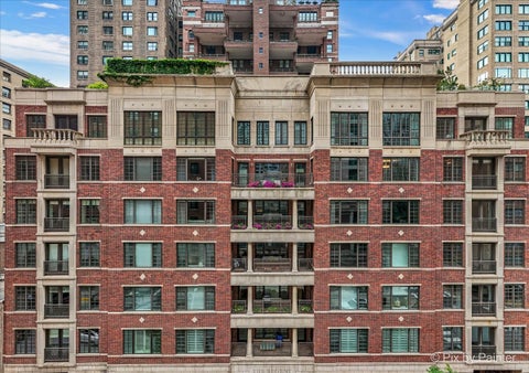 Tiny photo for 190 E Walton Place #603, Chicago, IL 60611 (MLS # 12784815)