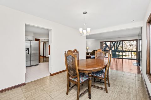 Tiny photo for 77 Lake Hinsdale Drive #207, Willowbrook, IL 60527 (MLS # 12549397)
