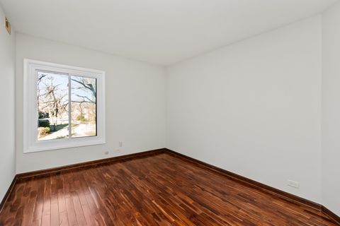 Tiny photo for 77 Lake Hinsdale Drive #207, Willowbrook, IL 60527 (MLS # 12549397)