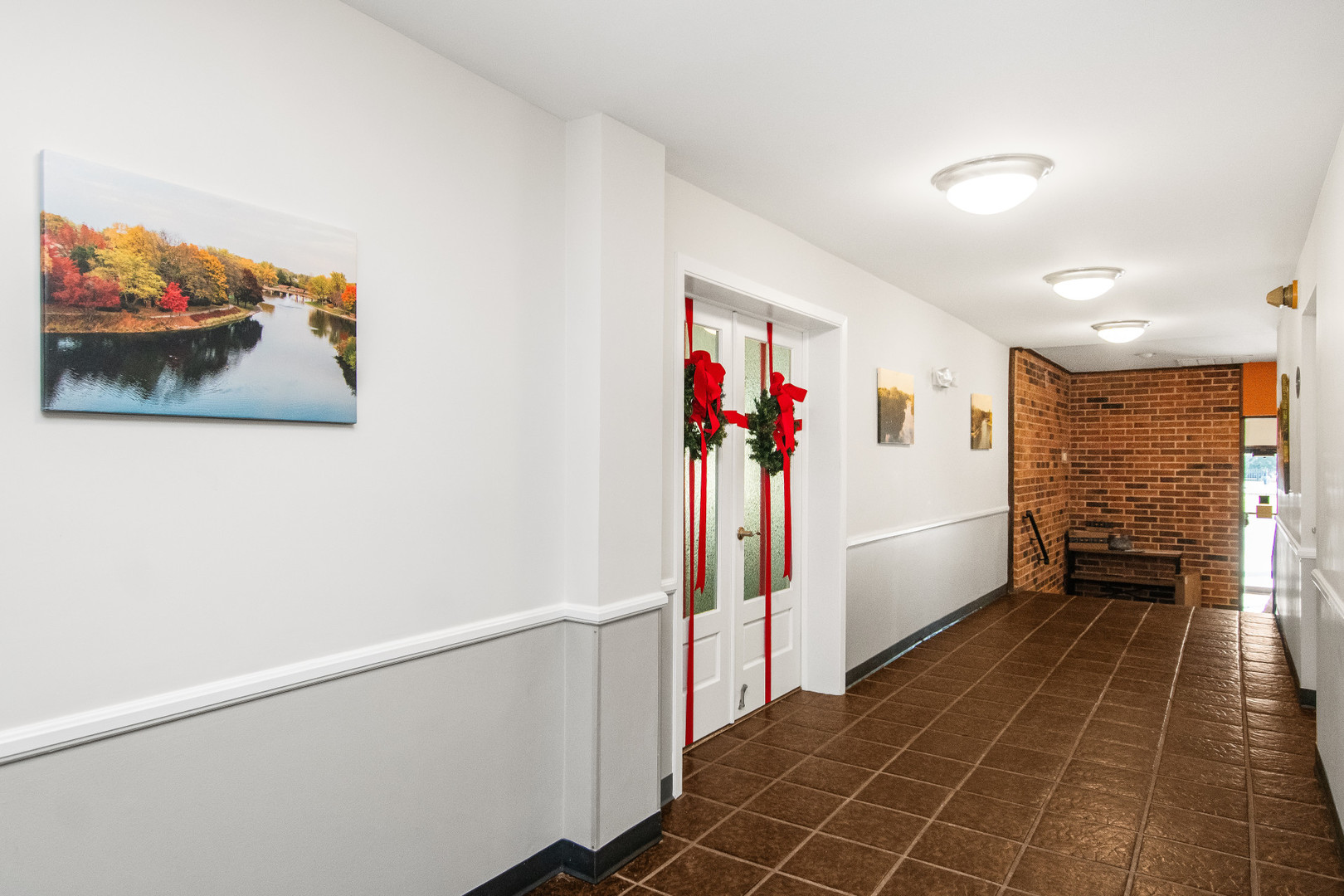 77 Lake Hinsdale Drive 207