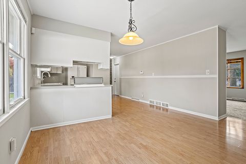 Tiny photo for 2815 Sheffield Drive, New Lenox, IL 60451 (MLS # 12515501)