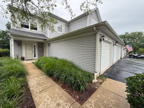 Tiny photo for 1303 Brookdale Drive, Carpentersville, IL 60110 (MLS # 12689333)