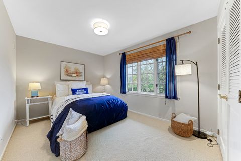 Tiny photo for 390 S Basswood Road, Lake Forest, IL 60045 (MLS # 12458617)