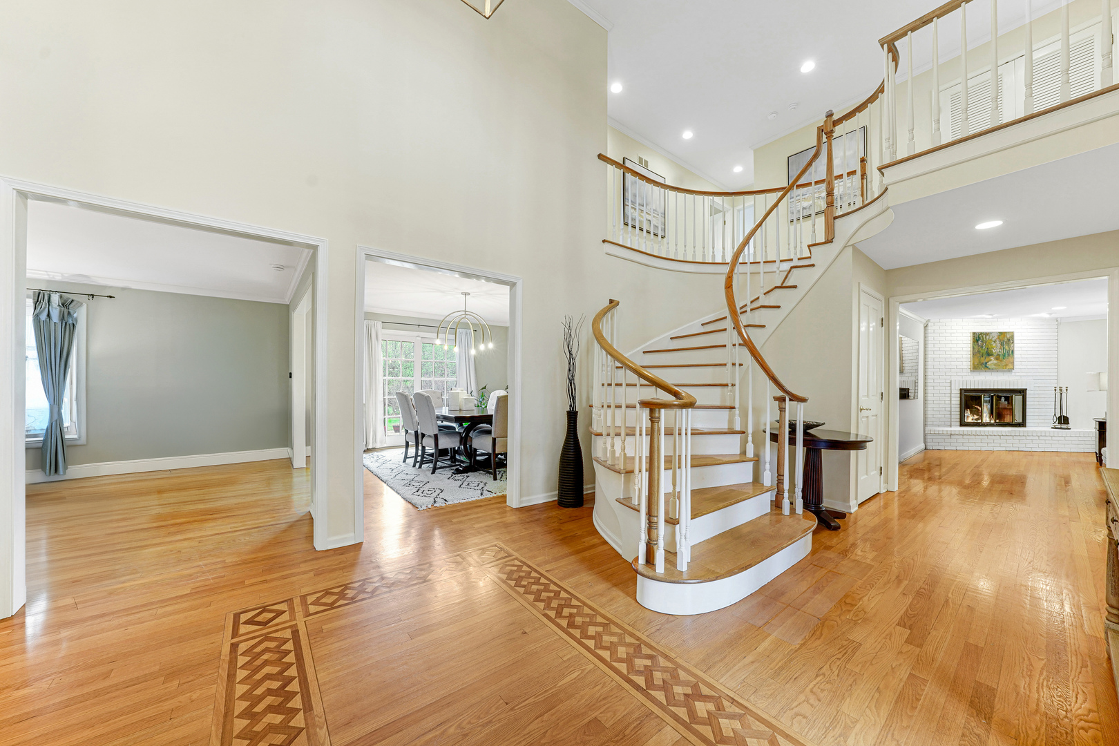 390 S Basswood Road