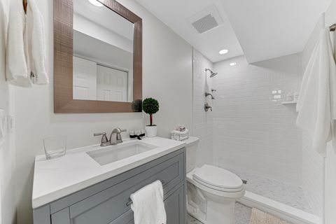 Tiny photo for 390 S Basswood Road, Lake Forest, IL 60045 (MLS # 12458617)