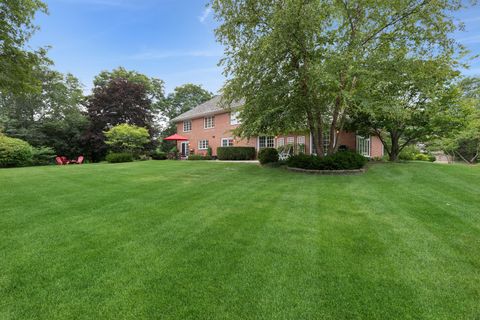 Tiny photo for 390 S Basswood Road, Lake Forest, IL 60045 (MLS # 12458617)